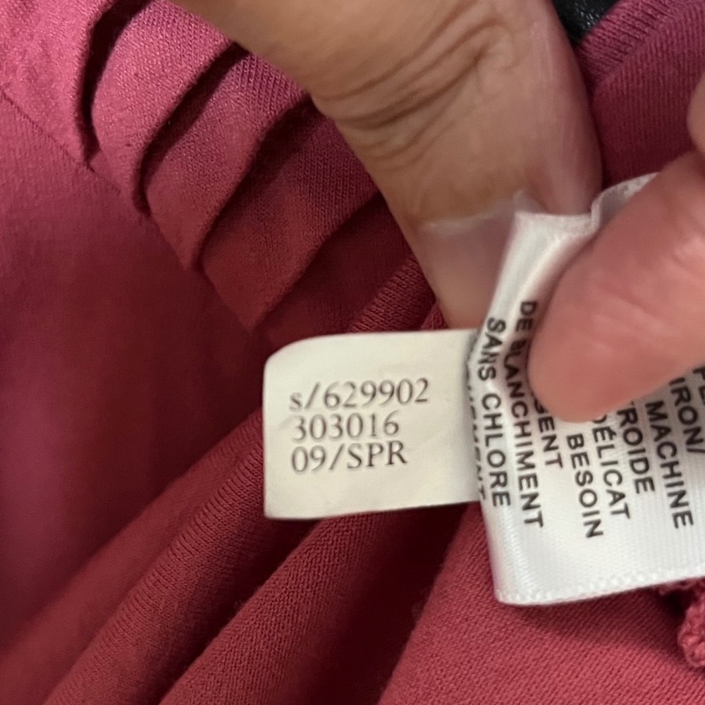 Banana Republic Rose Pink Pleated Neck Flutter Sleeve Stretch Top M/M 629902 - Picture 5 of 5